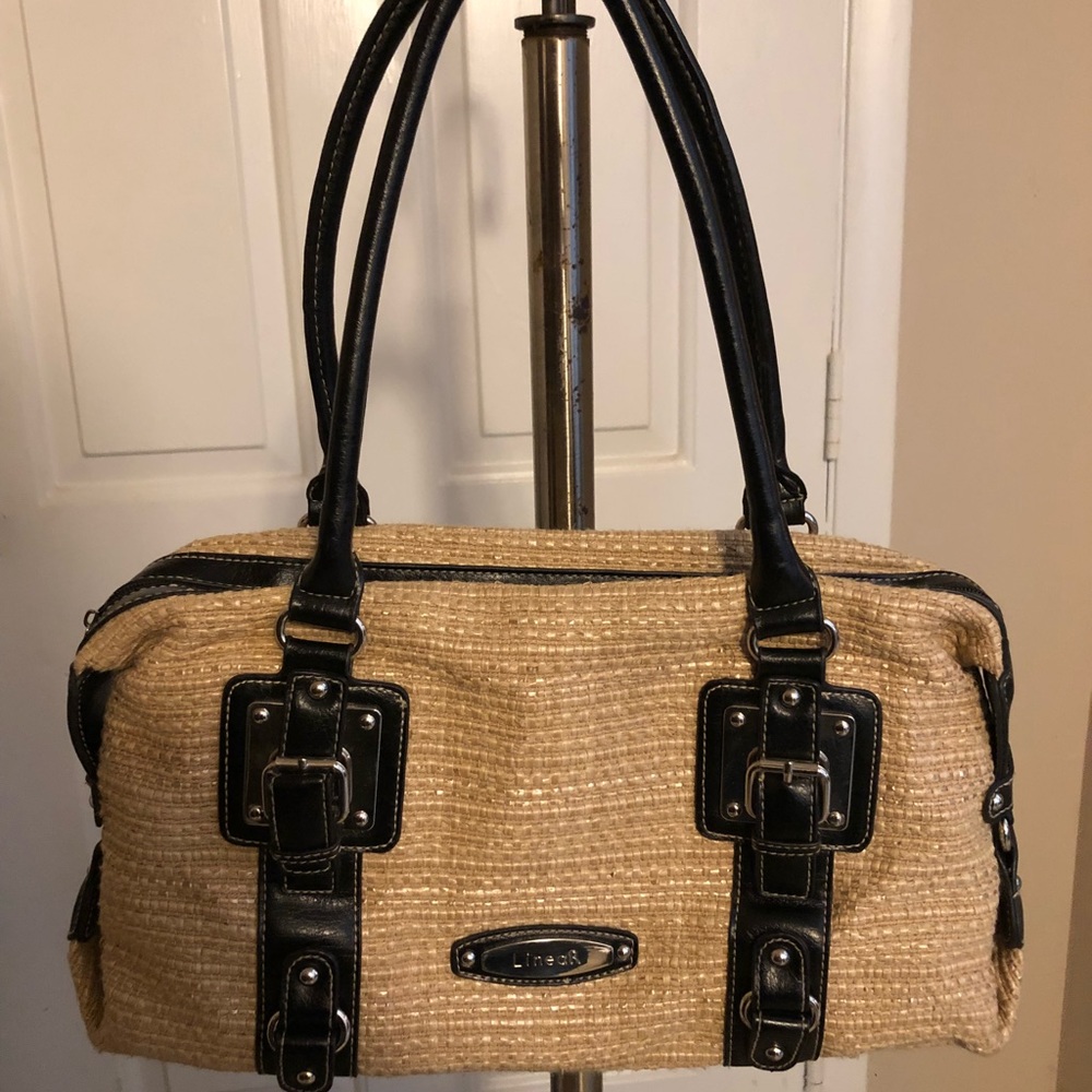 LineaR straw type purse